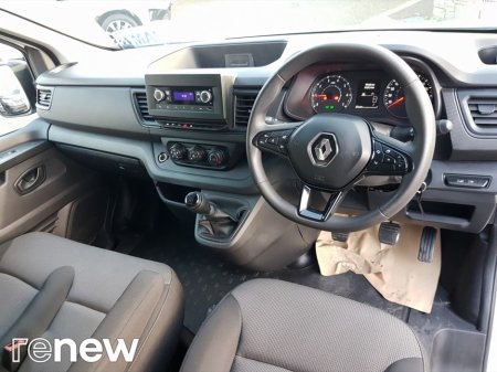 2022 Renault Trafic TRAFIC LL30 BLUE DCI 130 BUSIN €16,256 thumbnail