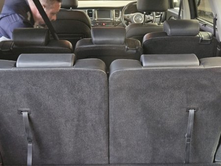 2018 Kia Carens 1.7 EX €12,950 thumbnail