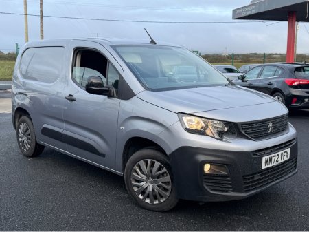2022 Peugeot Partner PROFESSIONAL PREMIUM BLUEHDI L1 €15,950