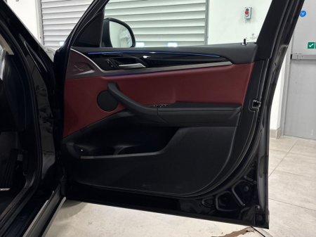 2023 BMW X3 xDrive30e xLine €54,995 thumbnail