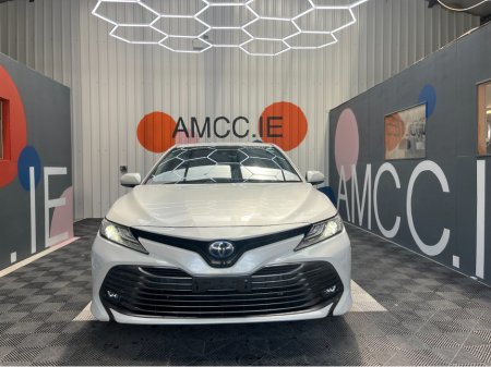2019 Toyota Camry 2.5 HYRBID / 94k KMs / REVERSE CAMERA , ADAPTIVE CRUISE & MORE €22,950