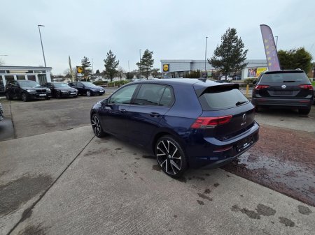 2022 Volkswagen Golf LIFE TDI €26,950 thumbnail