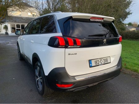 2018 Peugeot 5008 ALLURE 1.5 BLUE HDI 130 6 6.2 4DR €15,995 thumbnail
