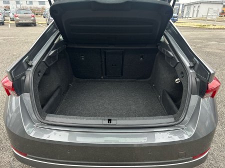 2022 Skoda Octavia - thumbnail 9