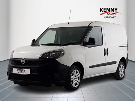 2021 Fiat Doblo - view 3