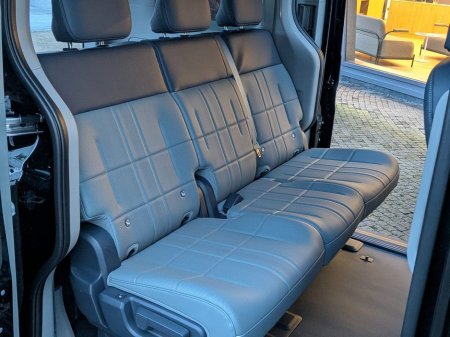 2026 Kia PV5  €45,350 thumbnail