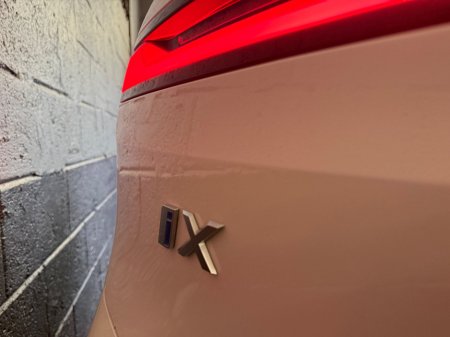 2023 BMW iX - thumbnail 30