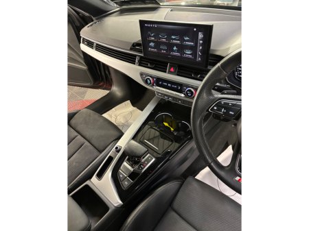 2022 Audi A4 35 TDI 163HP S Tronic S line €32,950 thumbnail