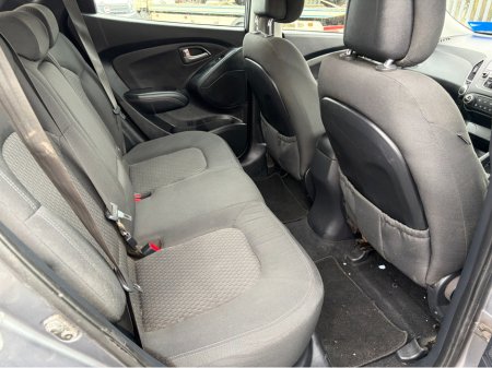 2012 Hyundai ix35 4WD DUAL SEQUENTIAL IGNITION 5DR MANUAL 4DR €4,750 thumbnail