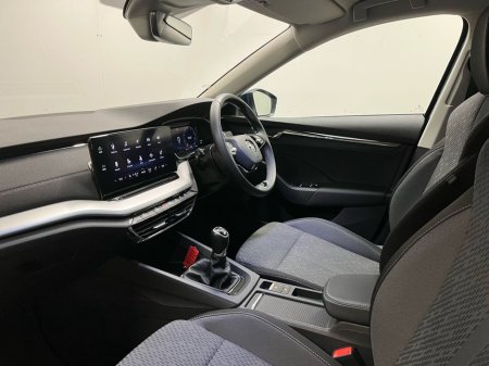 2023 Skoda Octavia - thumbnail 4