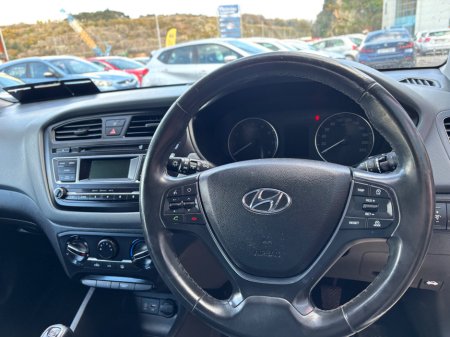 2017 Hyundai i20 - thumbnail 8