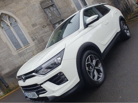 2023 Ssangyong Korando - view 3