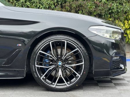 2020 BMW 5 Series 530e M-SPORT COMPETITION 2.0 HYBRID // LEATHER M-SPORT INTERIOR // DIGITAL CLUSTER // NEW 20" M5 ALLOYS €33,950 thumbnail