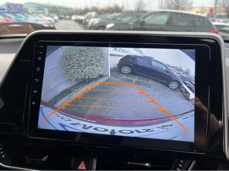 2017 Toyota C-HR SOL AUTOMATIC HYBRID 1.8 PETROL //REVERSE CAMERA//KEYLESS ENTRY//ADAPTIVE CRUISE CONTROL// €18,950 thumbnail