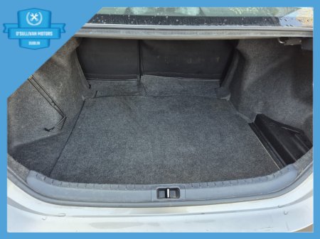 2015 Toyota Corolla - thumbnail 10