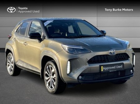 2023 Toyota Yaris Cross - LunaSport Edition - Only 31,689 kms - 1.5 Hybrid - Auto - 1 Owner - Tax EUR 180 // Remote Central Locking // Front Electric Windows // Rear Electric Windows // Electric Mirrors // Apple Carplay €28,795