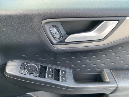 2021 Ford Kuga - thumbnail 17