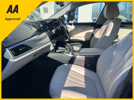 2017 BMW 5 Series - thumbnail 5