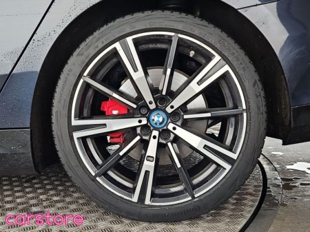 2024 BMW 5 Series - thumbnail 14