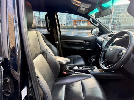 2021 Toyota Hilux  thumbnail