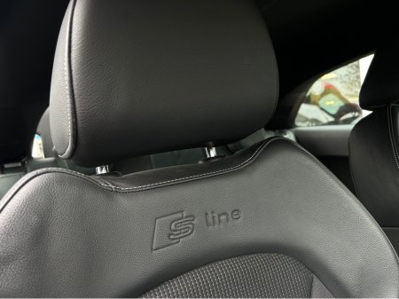 2013 Audi A1 - thumbnail 12