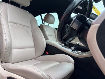 2015 BMW 5 Series 520d M Sport Auto €15,950 thumbnail