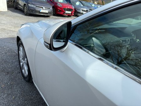 2016 Lexus IS 300 h - thumbnail 20