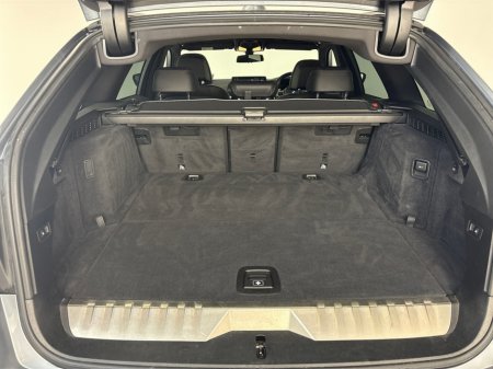 2021 BMW 5 Series G31 E M SPORT TOURING**NEW 20"ALLOYS**HEATED STEERING WHEEL**FRONT HEATED ELECTRIC MEMORY SEATS**HEADS UP DISPLAY**TOUCH SCREEN MEDIA DISPLAY**BLACK LEATHER INTERIOR**HARMON KARDON**REVERSE CAMERA** €32,995 thumbnail