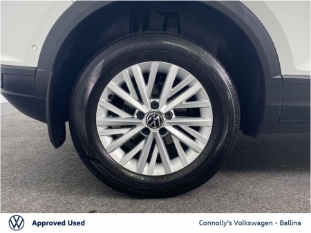 2023 Volkswagen T-Roc 2.0 TDI 116HP Life €27,495 thumbnail
