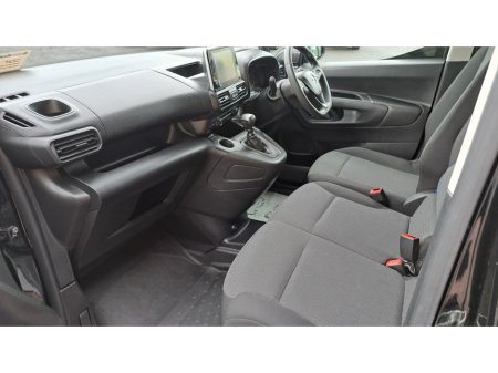 2023 Opel Combo KOMF L1H1-1.5 100PS D 3DR €16,500