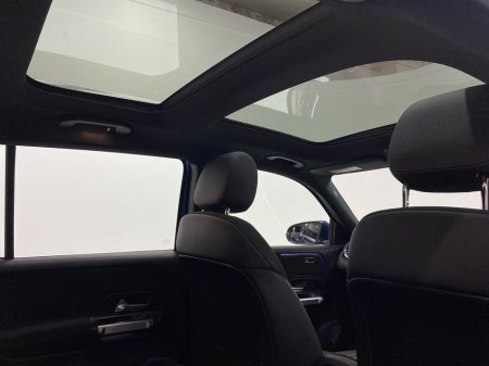 2024 Mercedes-Benz GLB GLB 200 D AMG Pack & Panoramic Sunroof 5 Seater €52,950 thumbnail