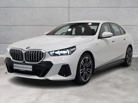 2024 BMW 5 Series - thumbnail 26