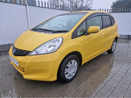 2012 Honda Fit 1.3PETROL AUTO €7,495 thumbnail