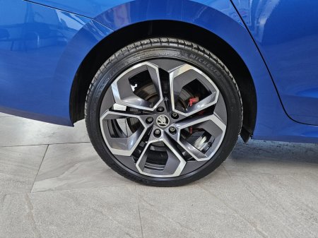 2022 Skoda Octavia - thumbnail 7