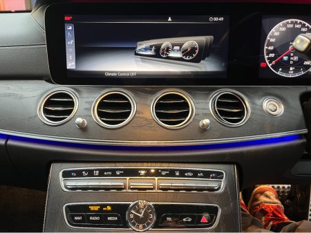 2018 Mercedes-Benz E Class 2018 MERCEDES-BENZ E350E AVANTGARDE SPORTS 2.0 AUTOMATIC / CRUISE CONTROL / 360° PARKING CAMERA / ELECTRIC MEMORY & HEATED SEATS / PADDLE SHIFTERS / PANORAMIC SUNROOF / HEATED REAR SEATS thumbnail