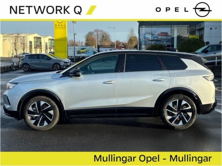 2025 Opel Grandland - view 3