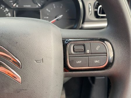 2021 Citroen C3 Flair Puretech 1.2 Automatic €17,950 thumbnail