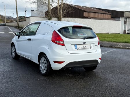2012 Ford Fiesta 1.4 TDCi 68 PS €3,750 thumbnail