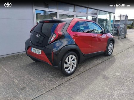 2022 Toyota Aygo - photo 2