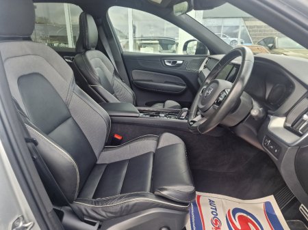 2020 Volvo XC60 - thumbnail 24