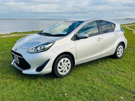 2019 Toyota Aqua - thumbnail 14