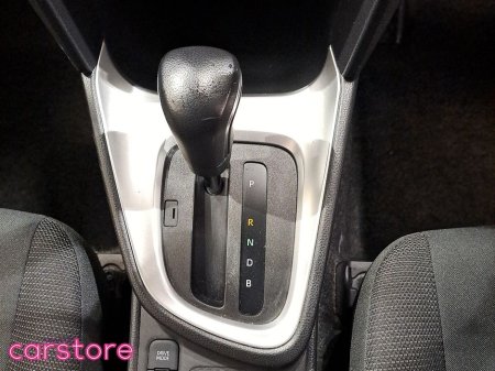 2021 Toyota Yaris Cross - thumbnail 16