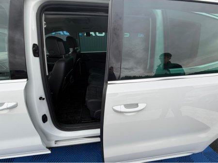 2019 Volkswagen Sharan - thumbnail 32