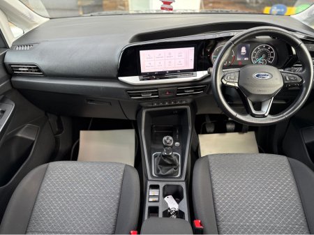 2023 Ford Tourneo Connect TITANIUM ECOBLUE €36,999 thumbnail