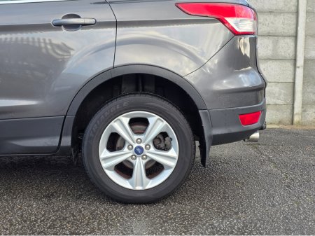 2016 Ford Kuga Ford Kuga 2.0TDCI 150PS Zetec NCT 07/26 €8,950 thumbnail