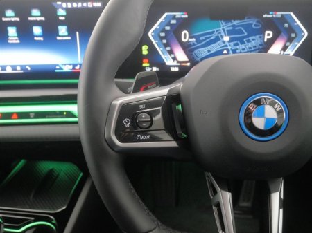 2025 BMW i5 - thumbnail 17