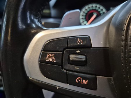 2017 BMW 5 Series - thumbnail 17