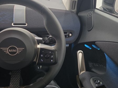 2025 MINI Aceman - thumbnail 18