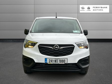 2024 Opel Combo KOMF L1H1-1.5 100PS D 3DR €17,950 thumbnail