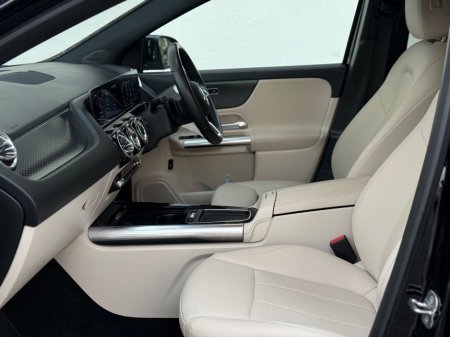 2024 Mercedes-Benz GLA Class GLA 200 d A/T Progressive €44,950 thumbnail